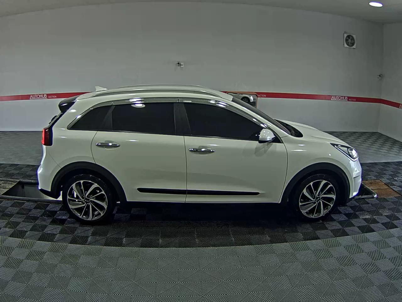 2017 - kia niro
