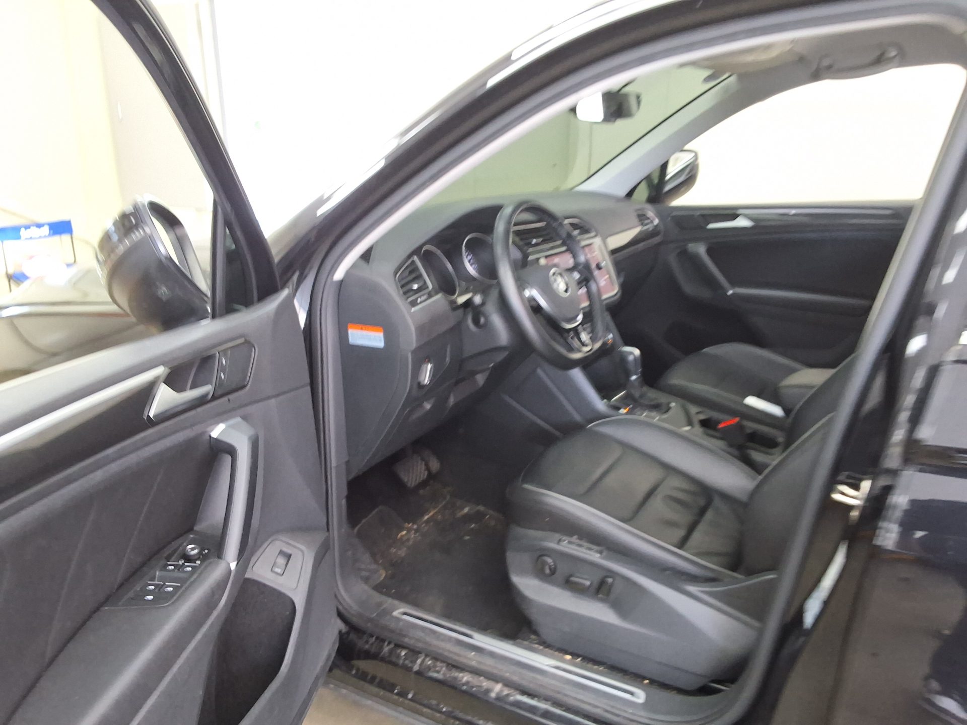 2018 - volkswagen tiguan