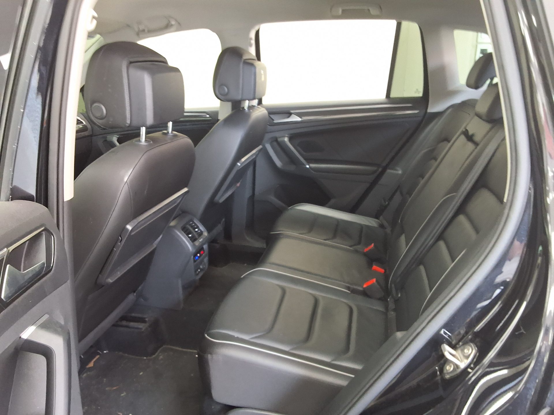 2018 - volkswagen tiguan