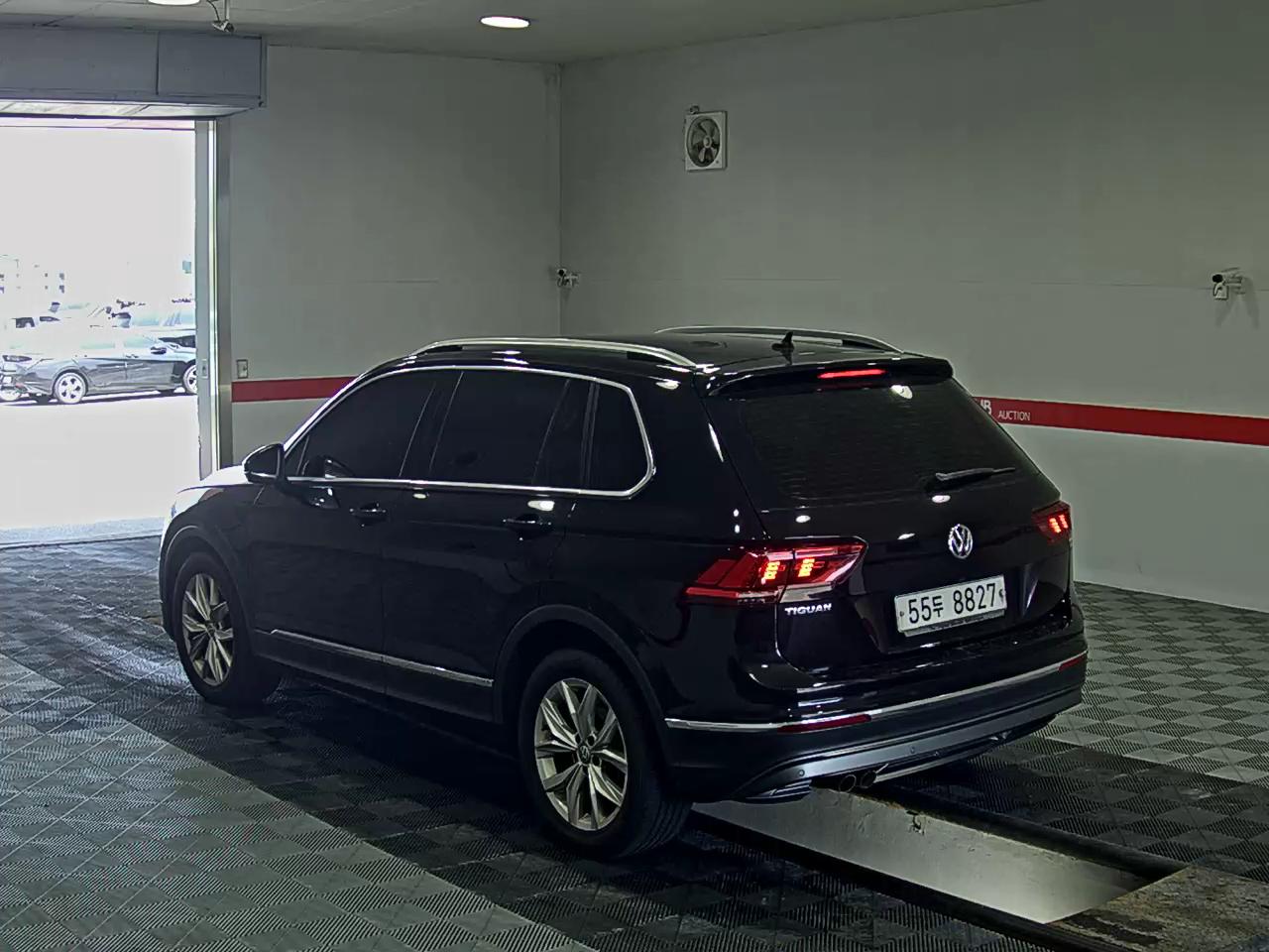 2018 - volkswagen tiguan