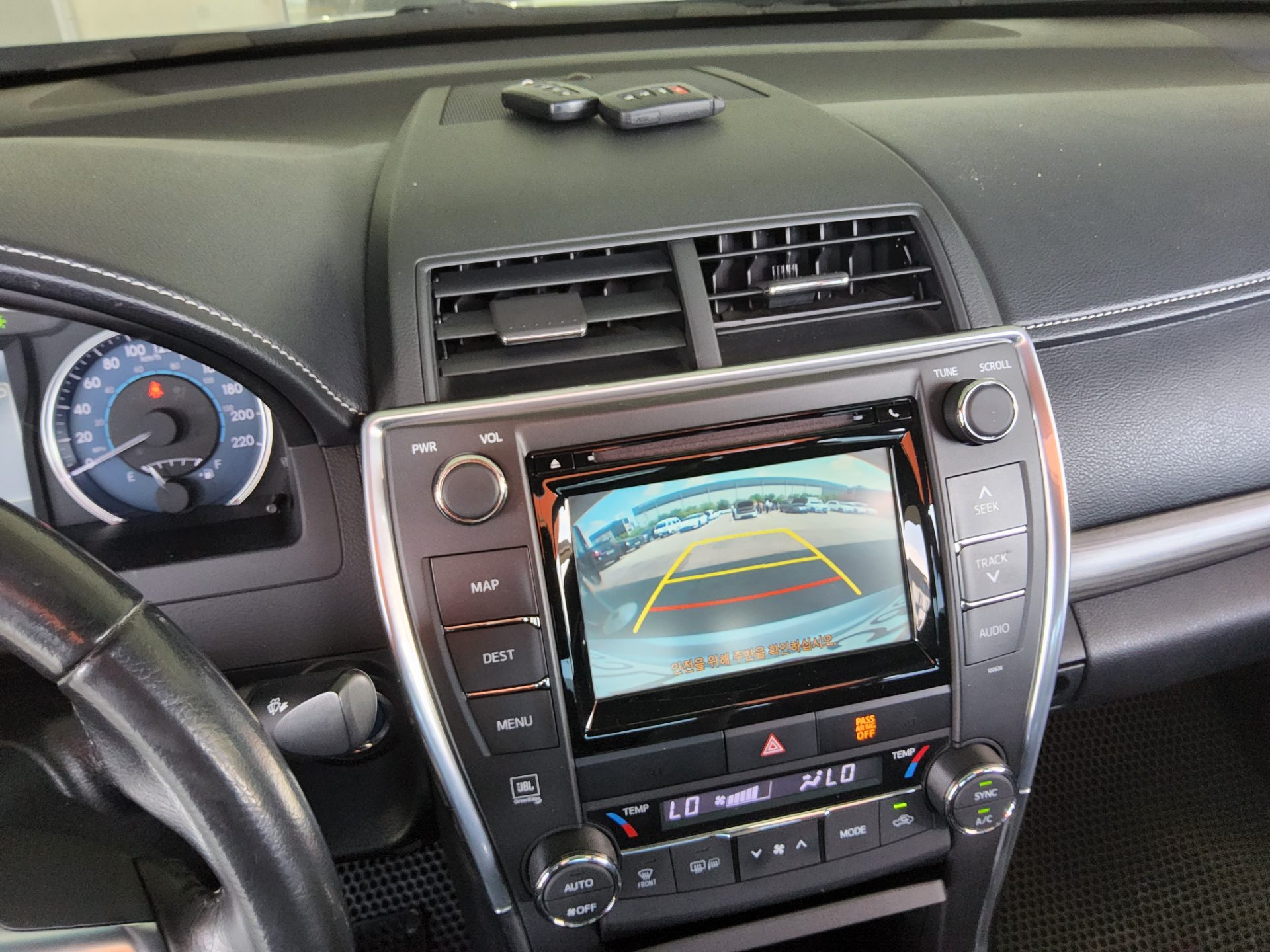 2016 - toyota camry