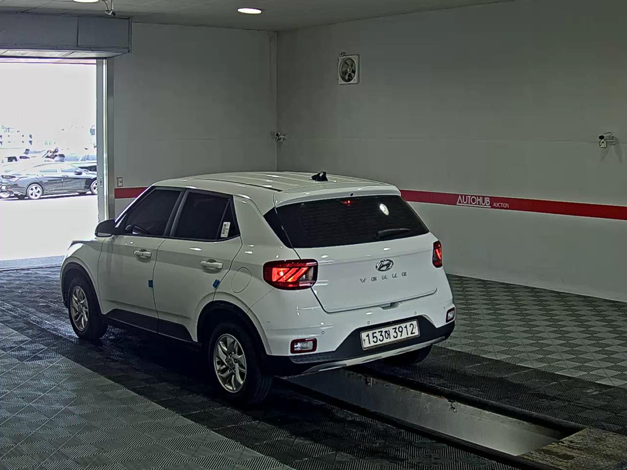 2021 - hyundai venue