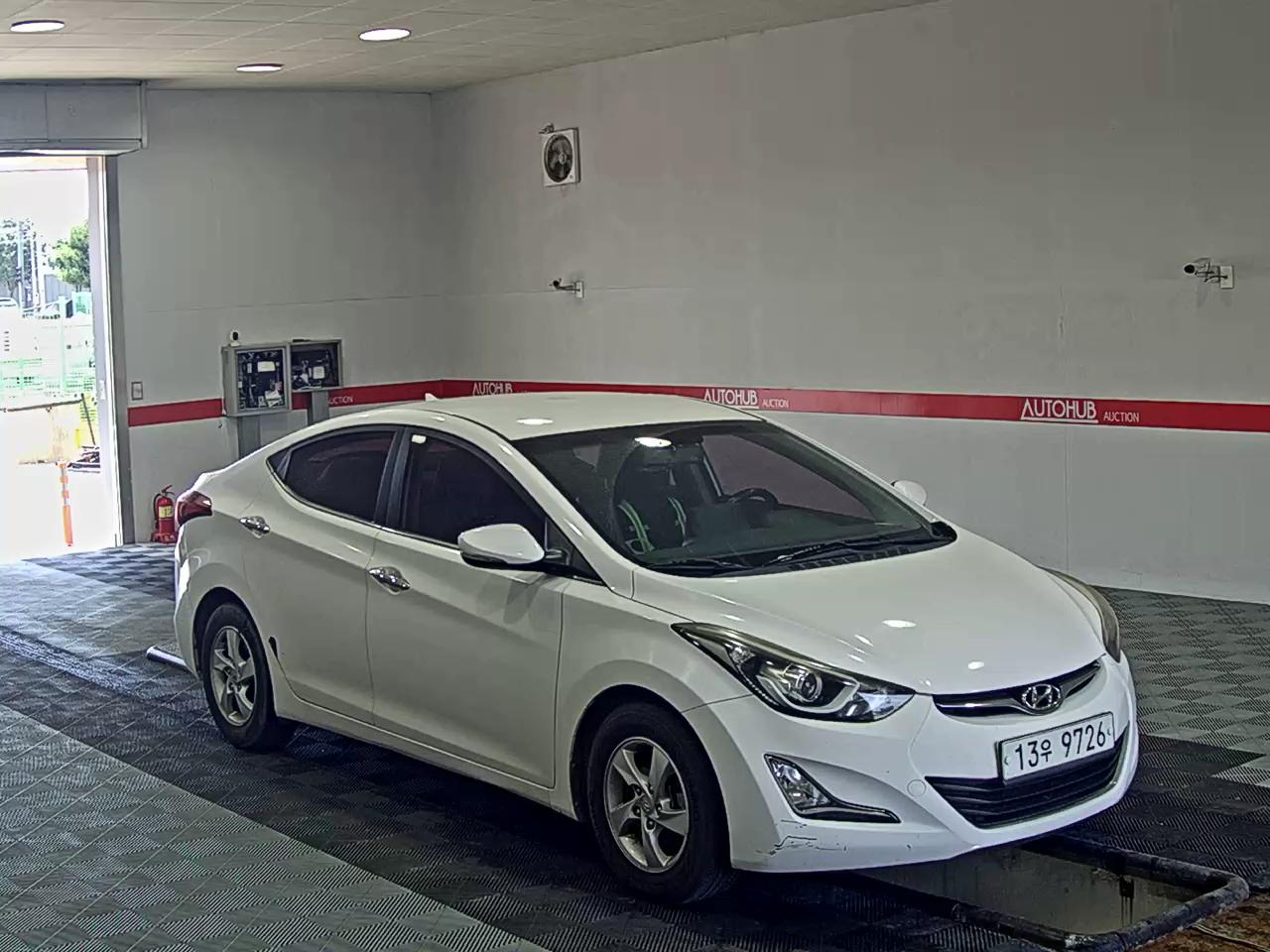 2015 - hyundai avante