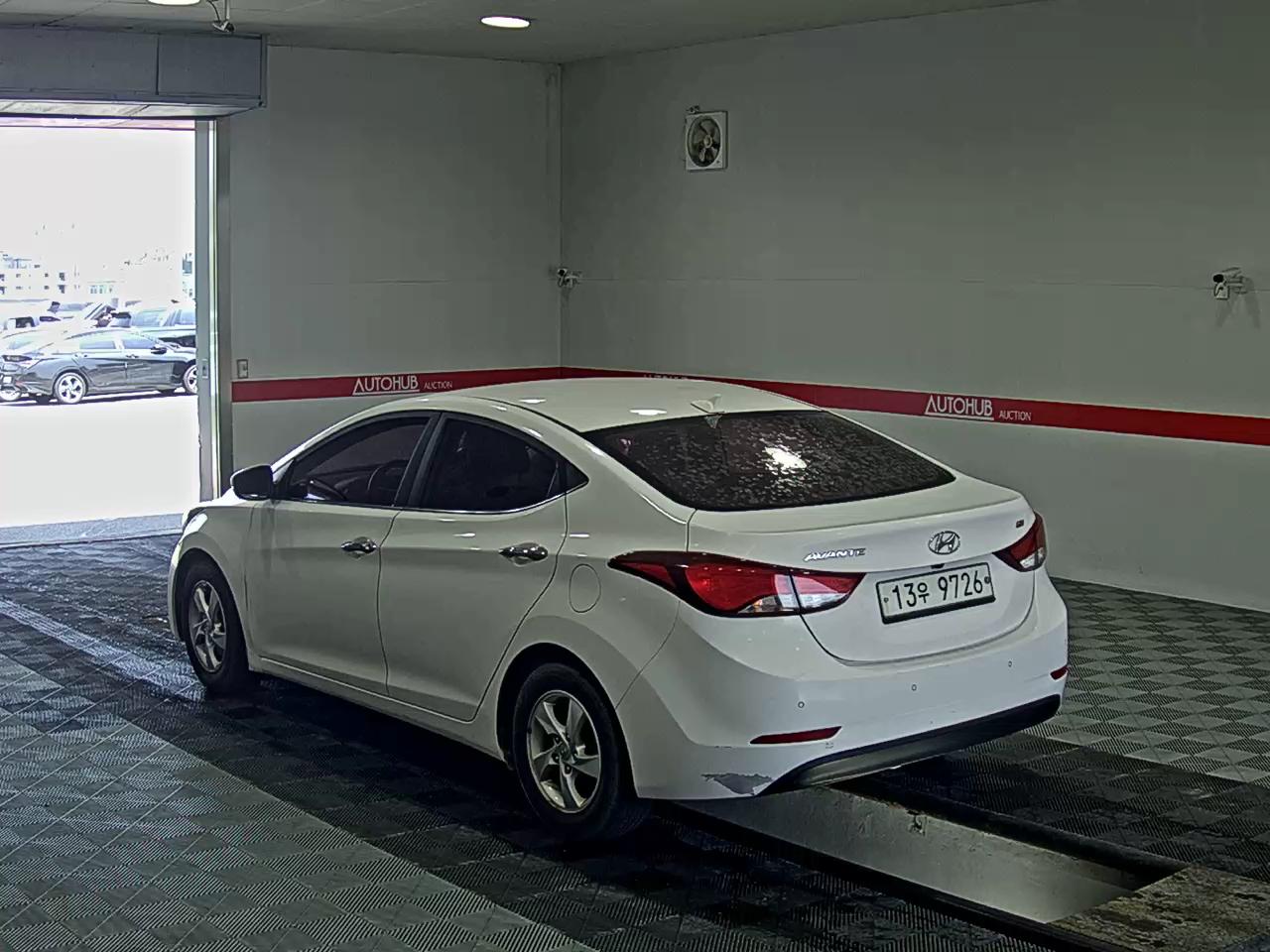 2015 - hyundai avante