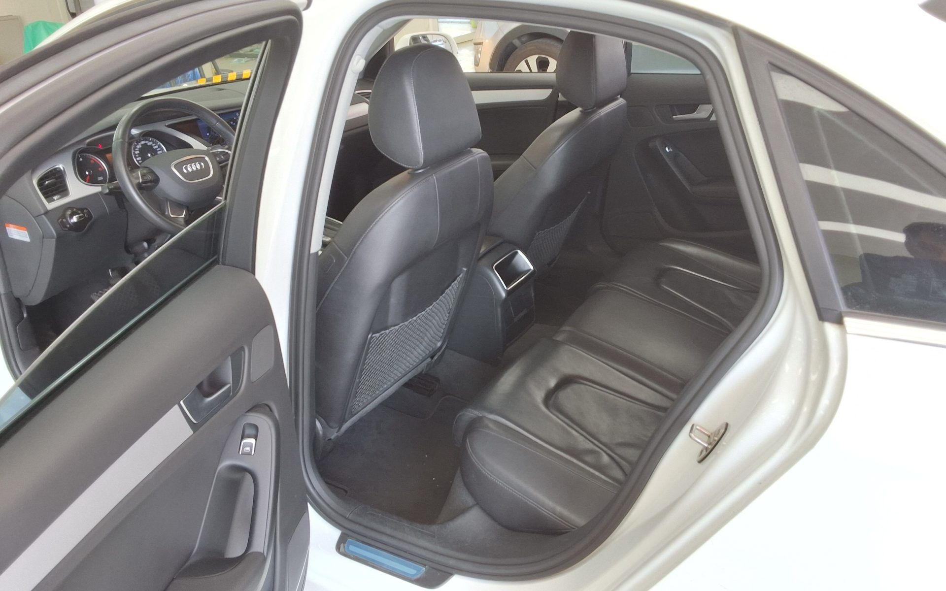 2015 - audi a4