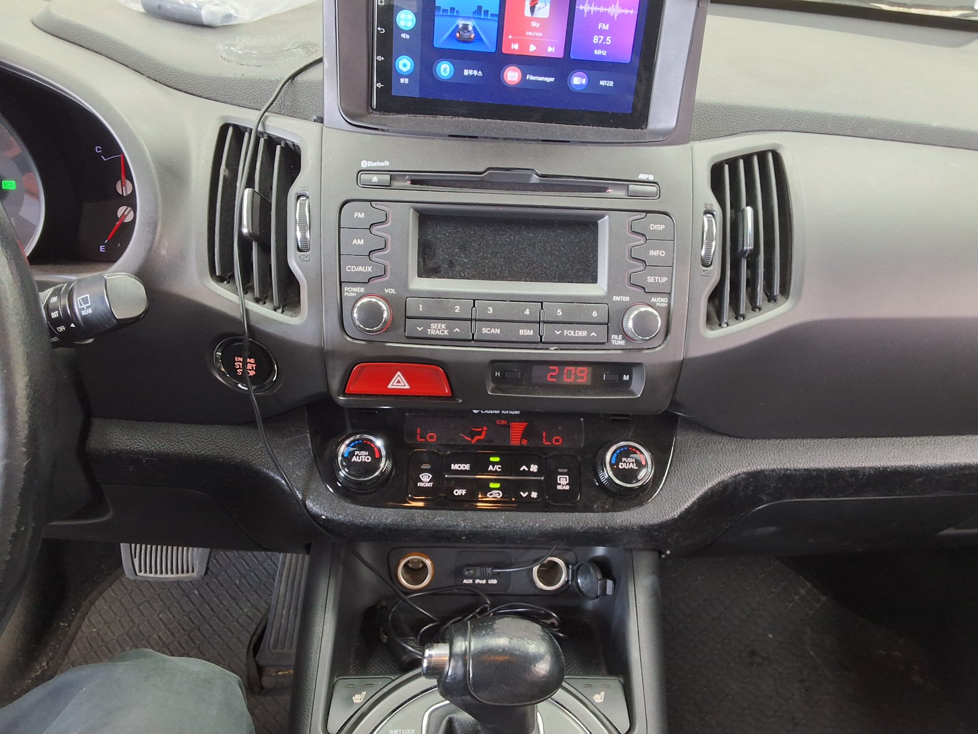 2011 - kia sportage