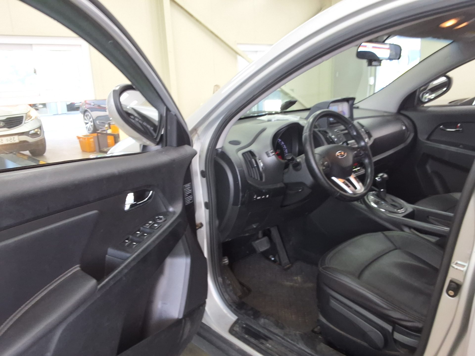 2011 - kia sportage