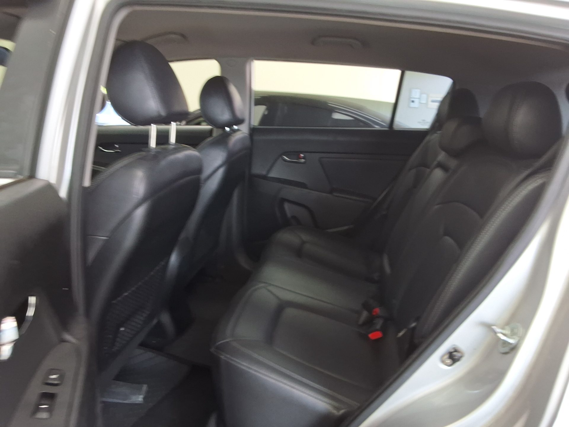2011 - kia sportage