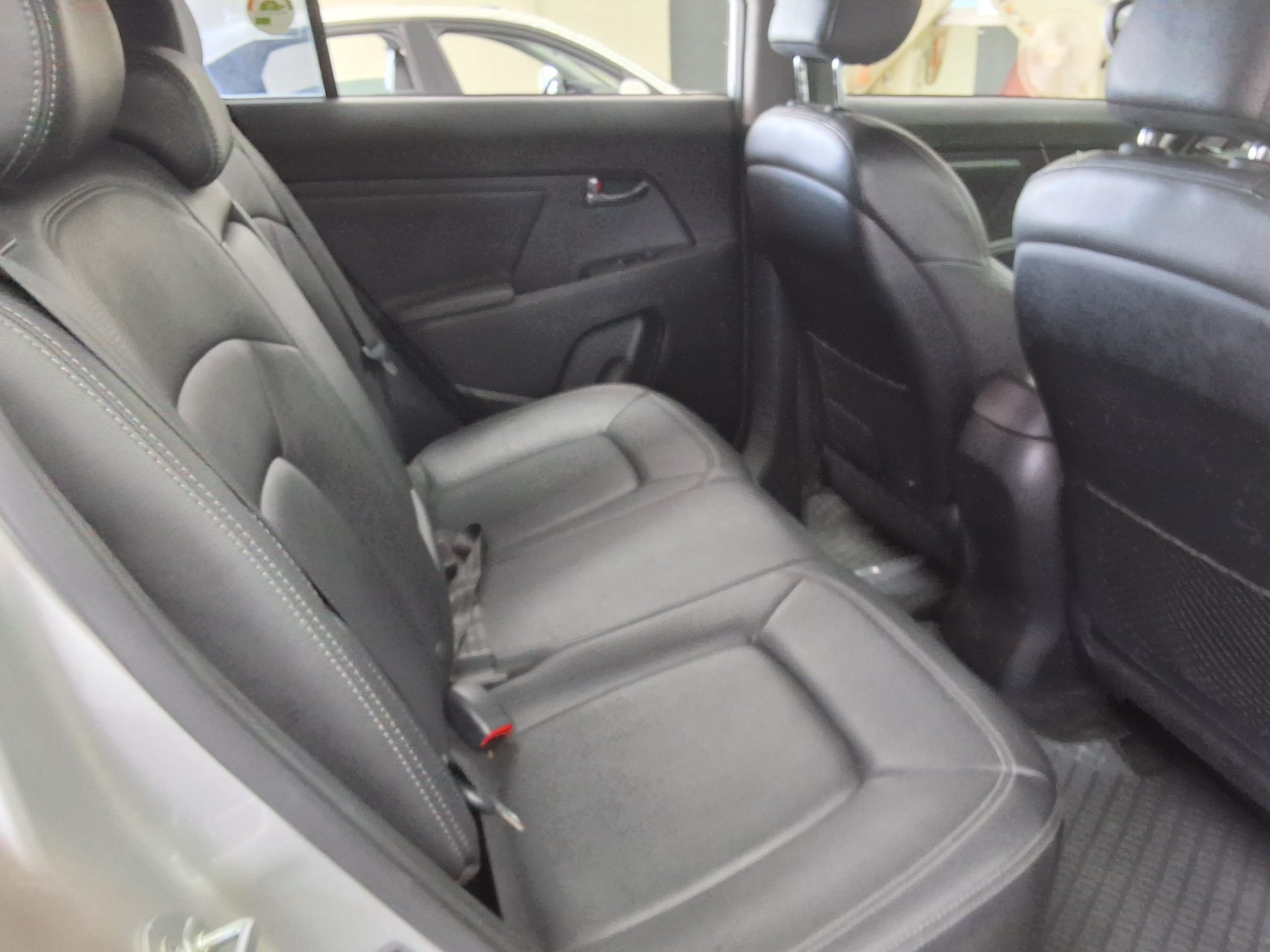 2011 - kia sportage