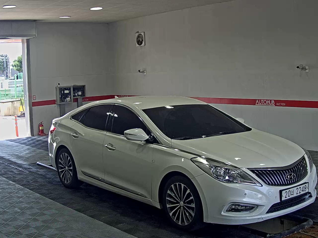 2014 - hyundai grandeur
