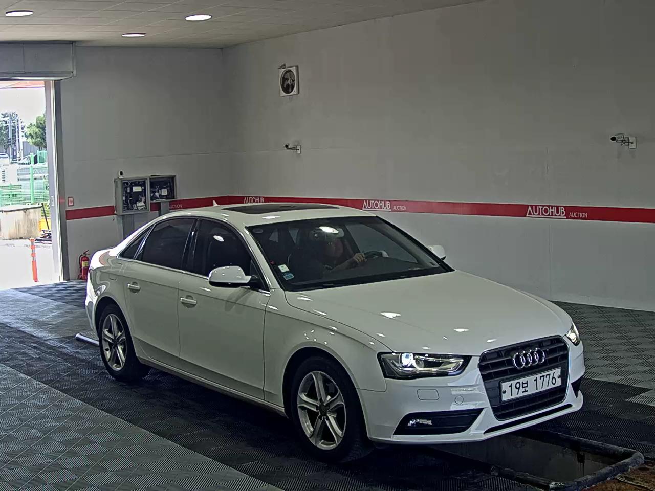 2015 - audi a4