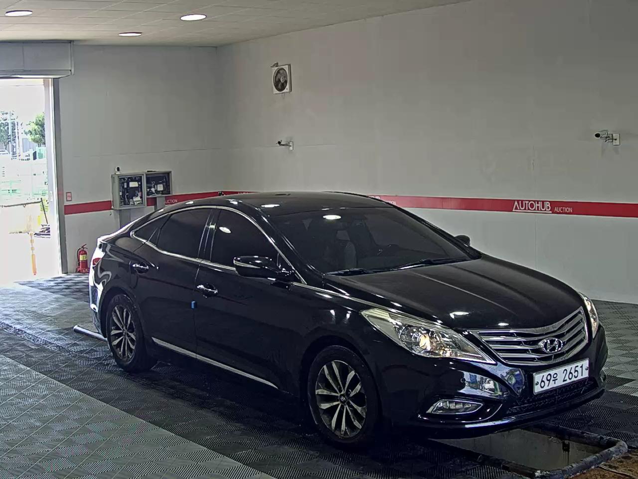 2012 - hyundai grandeur