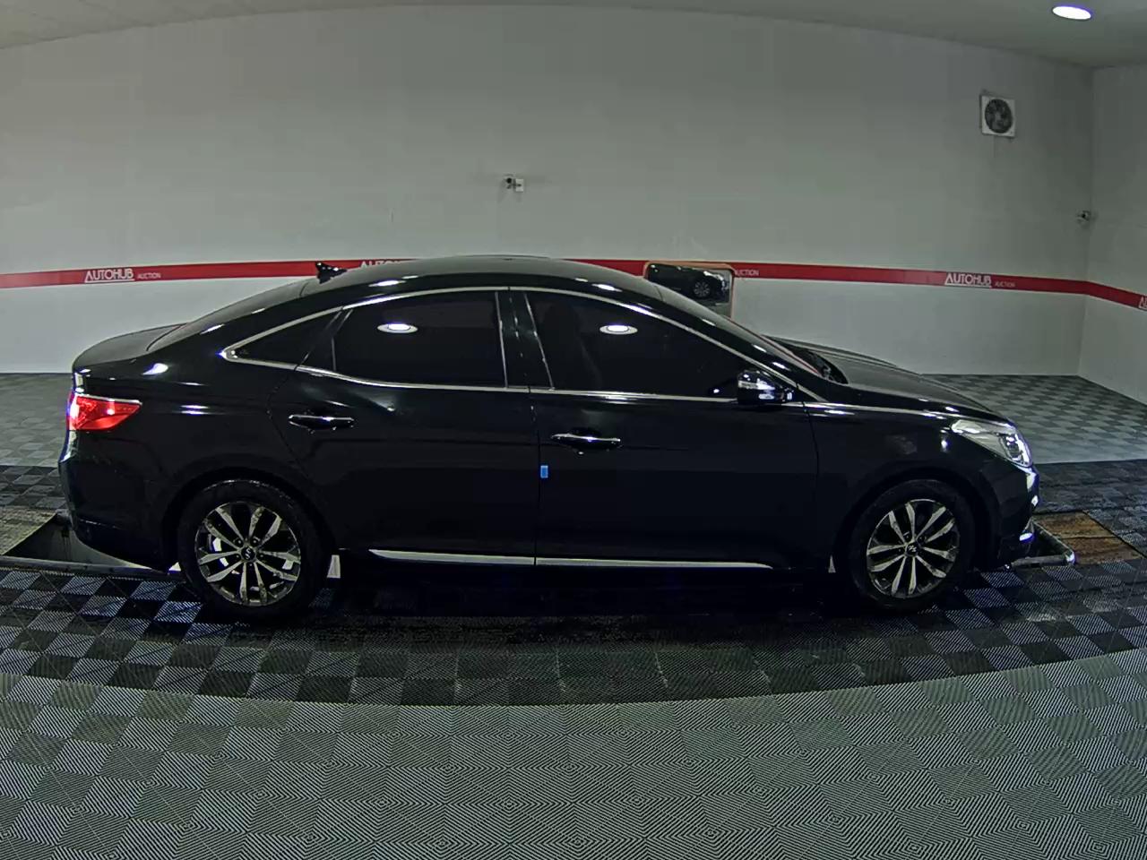 2012 - hyundai grandeur