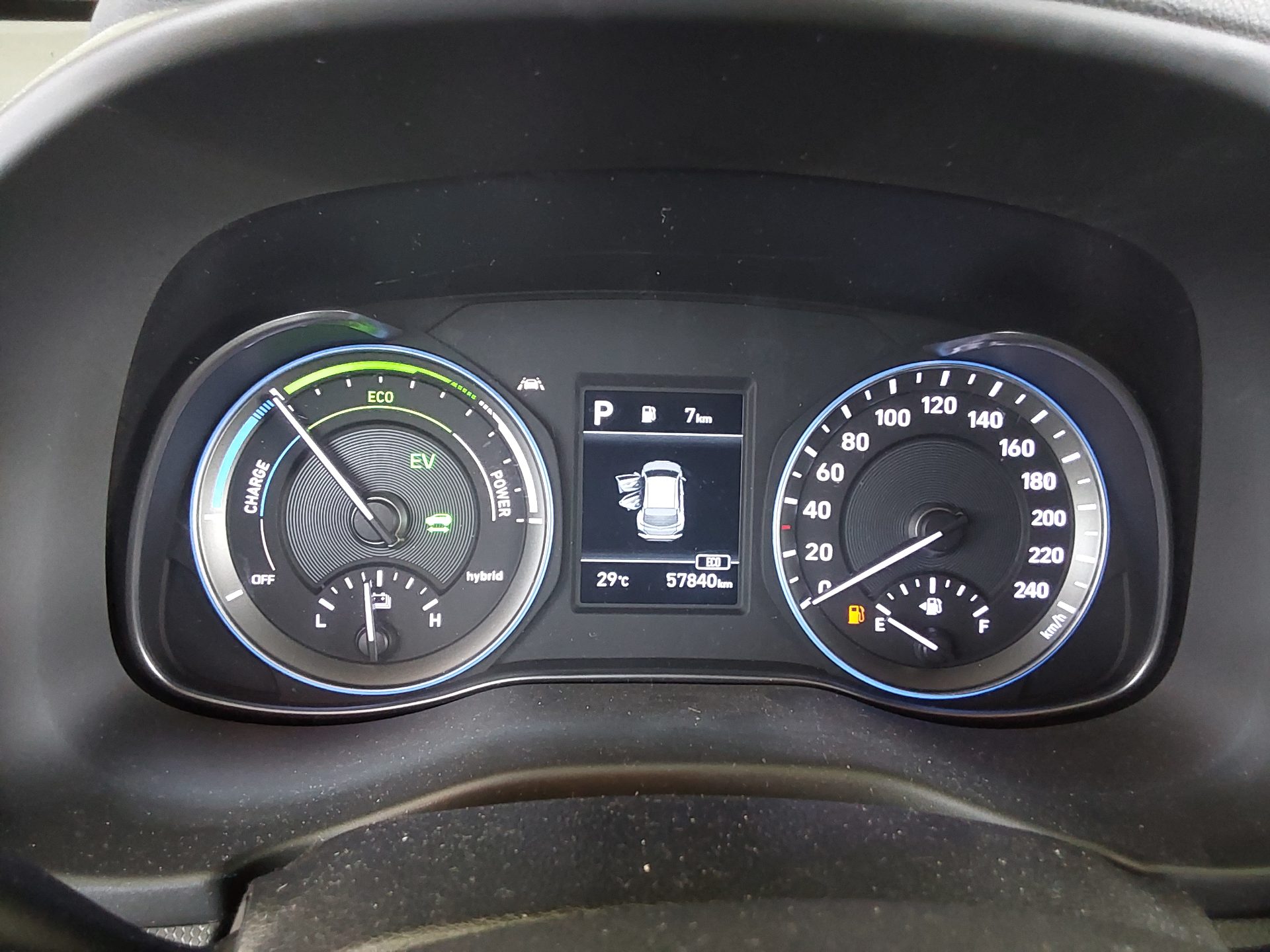 2020 - hyundai kona