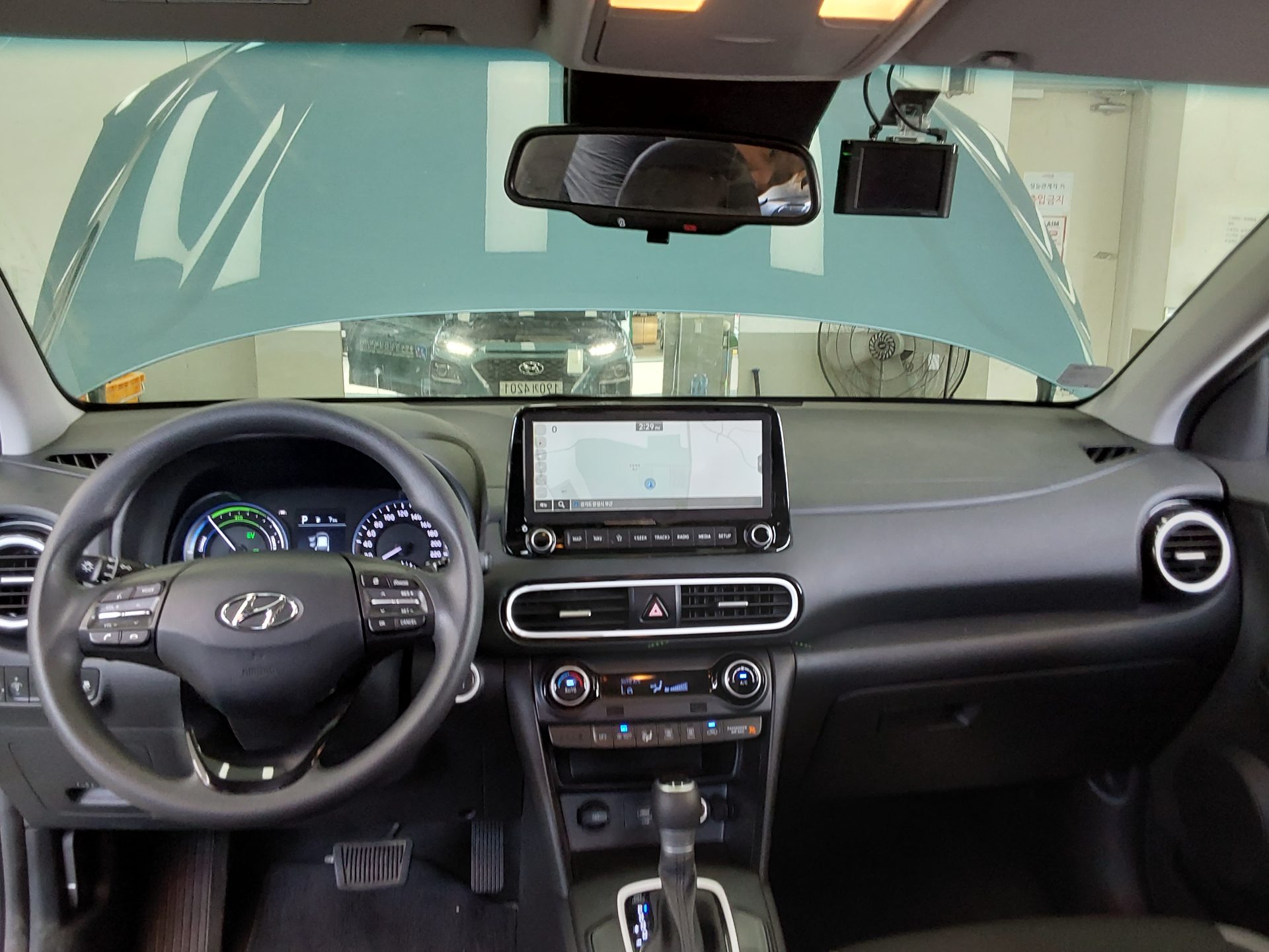 2020 - hyundai kona