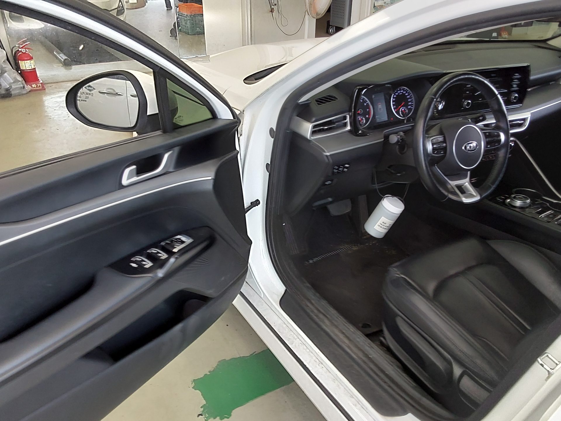 2021 - kia k5