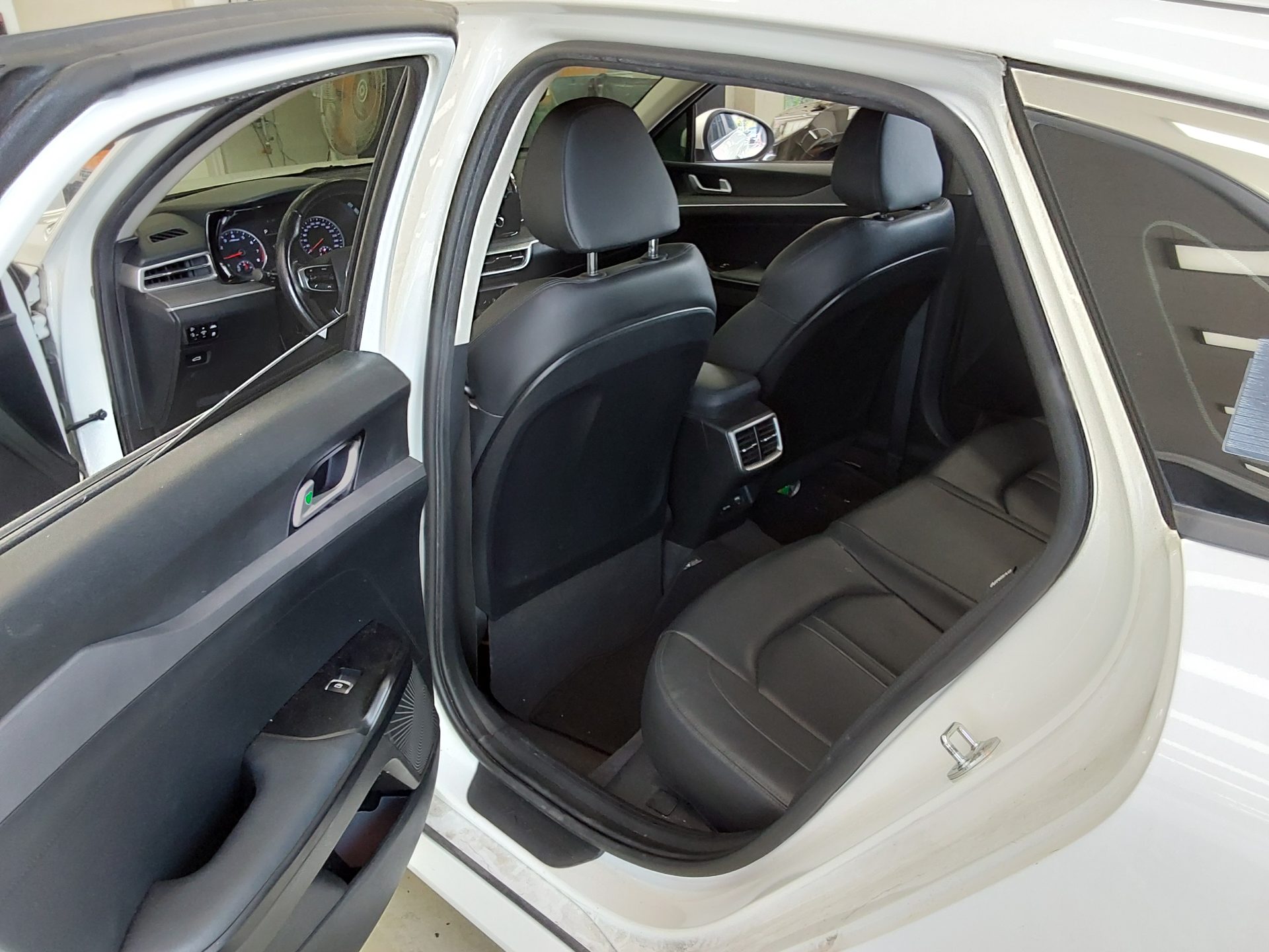 2021 - kia k5
