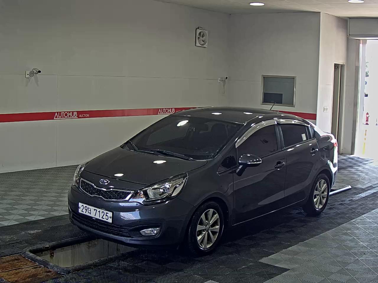 2012 - kia pride