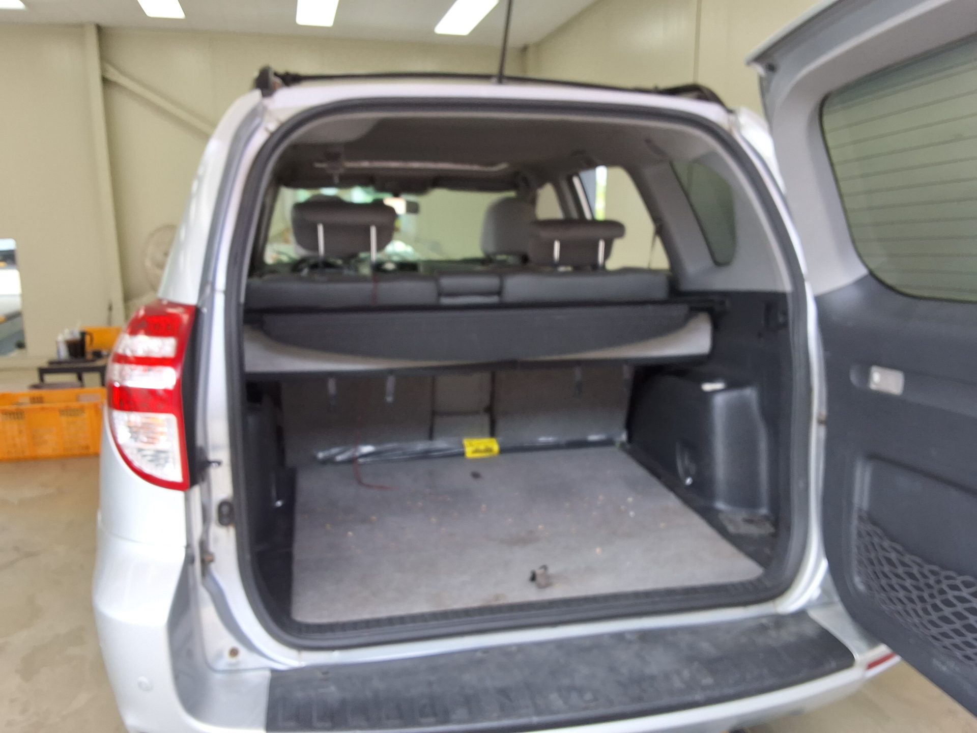 2010 - toyota rav4