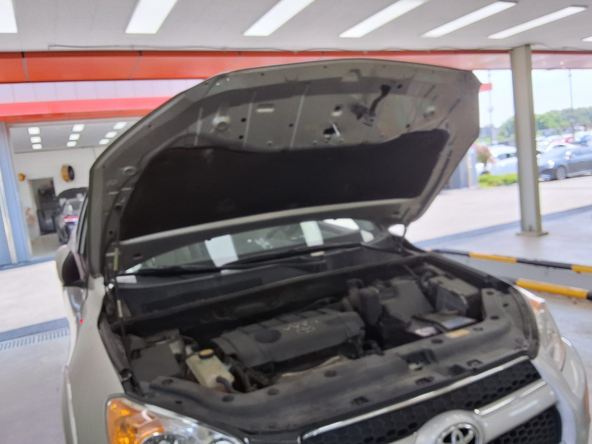 2010 - toyota rav4