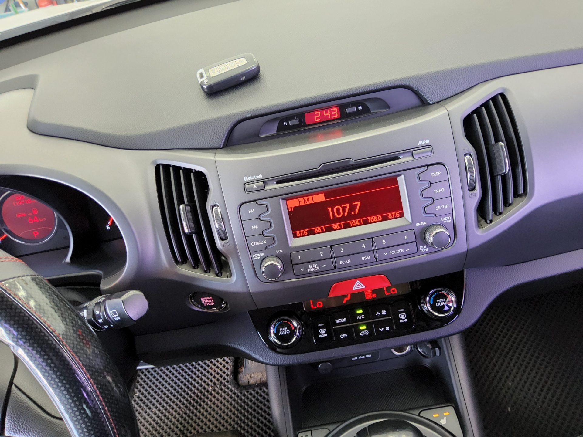 2011 - kia sportage