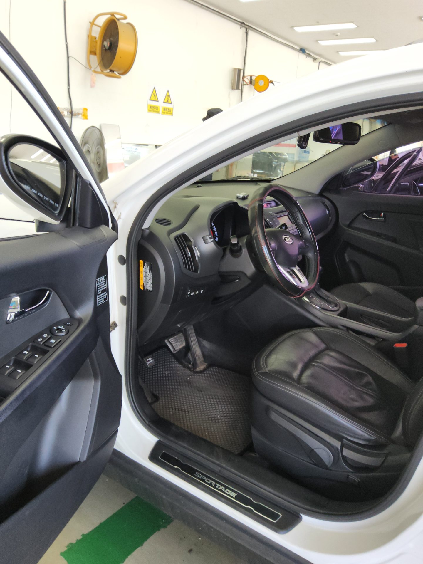 2011 - kia sportage