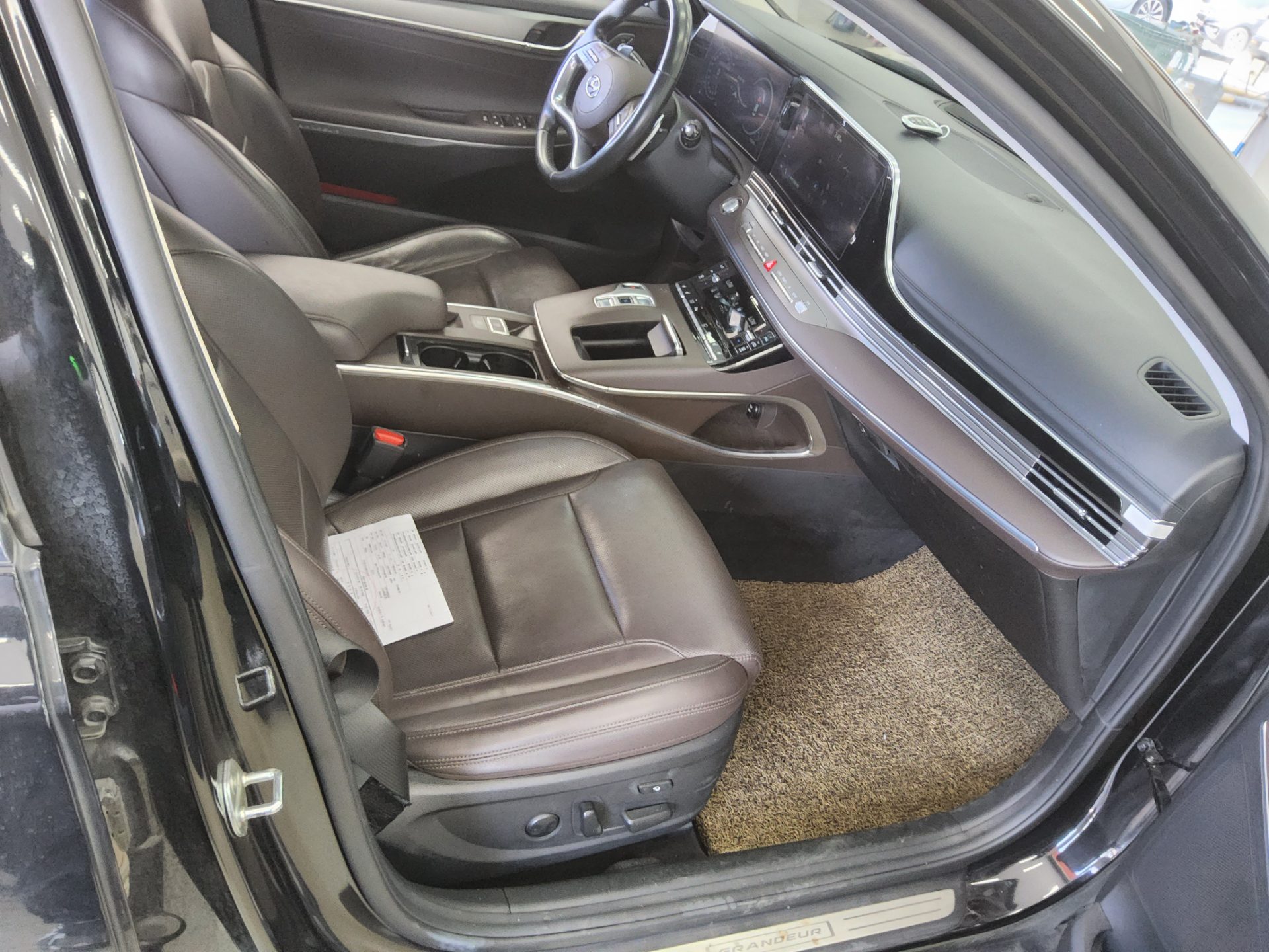 2021 - hyundai grandeur