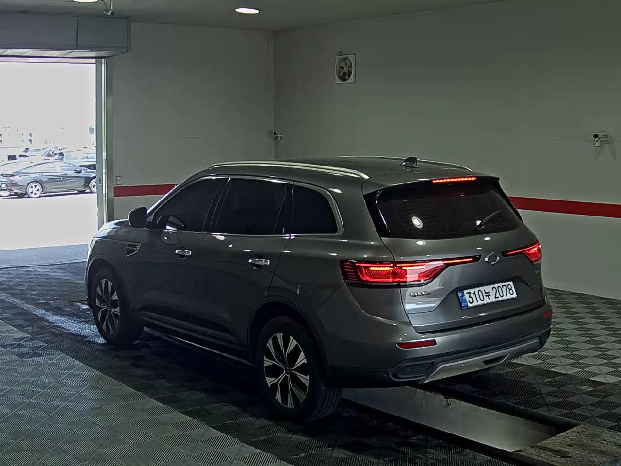 2021 - renault qm6