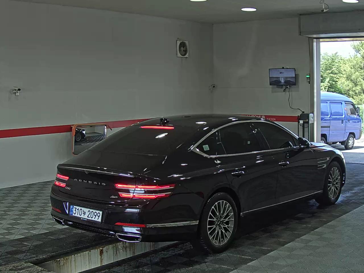 2021 - genesis g80