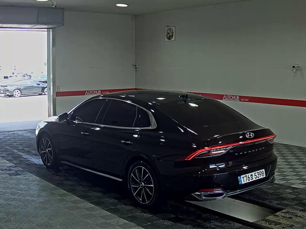 2021 - hyundai grandeur