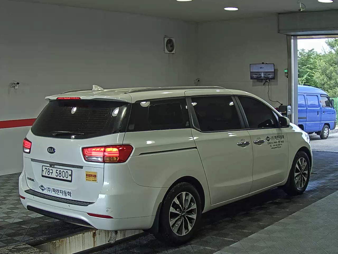 2015 - kia carnival