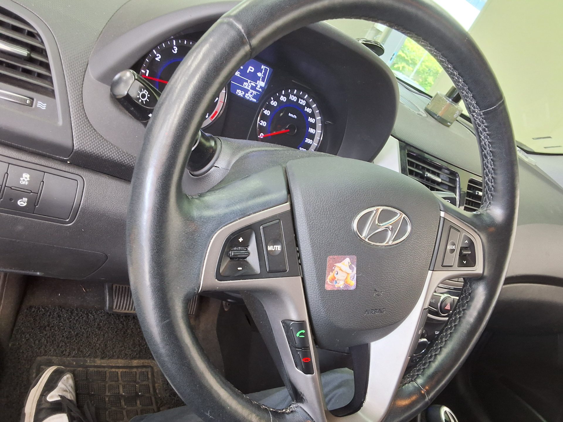 2017 - hyundai accent