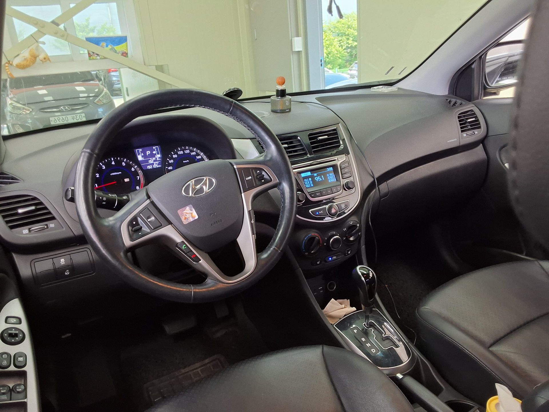 2017 - hyundai accent