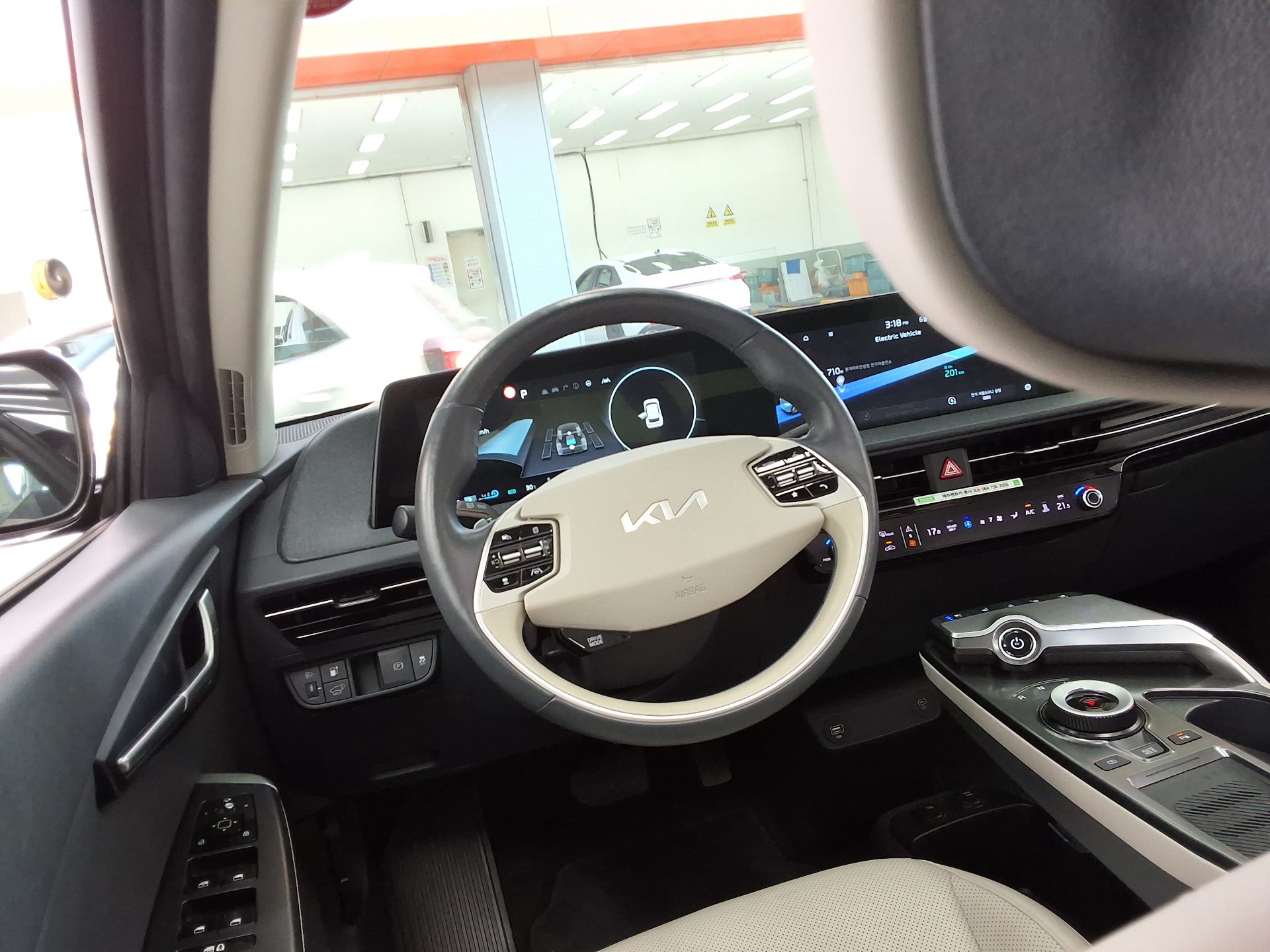 2023 - kia ev6
