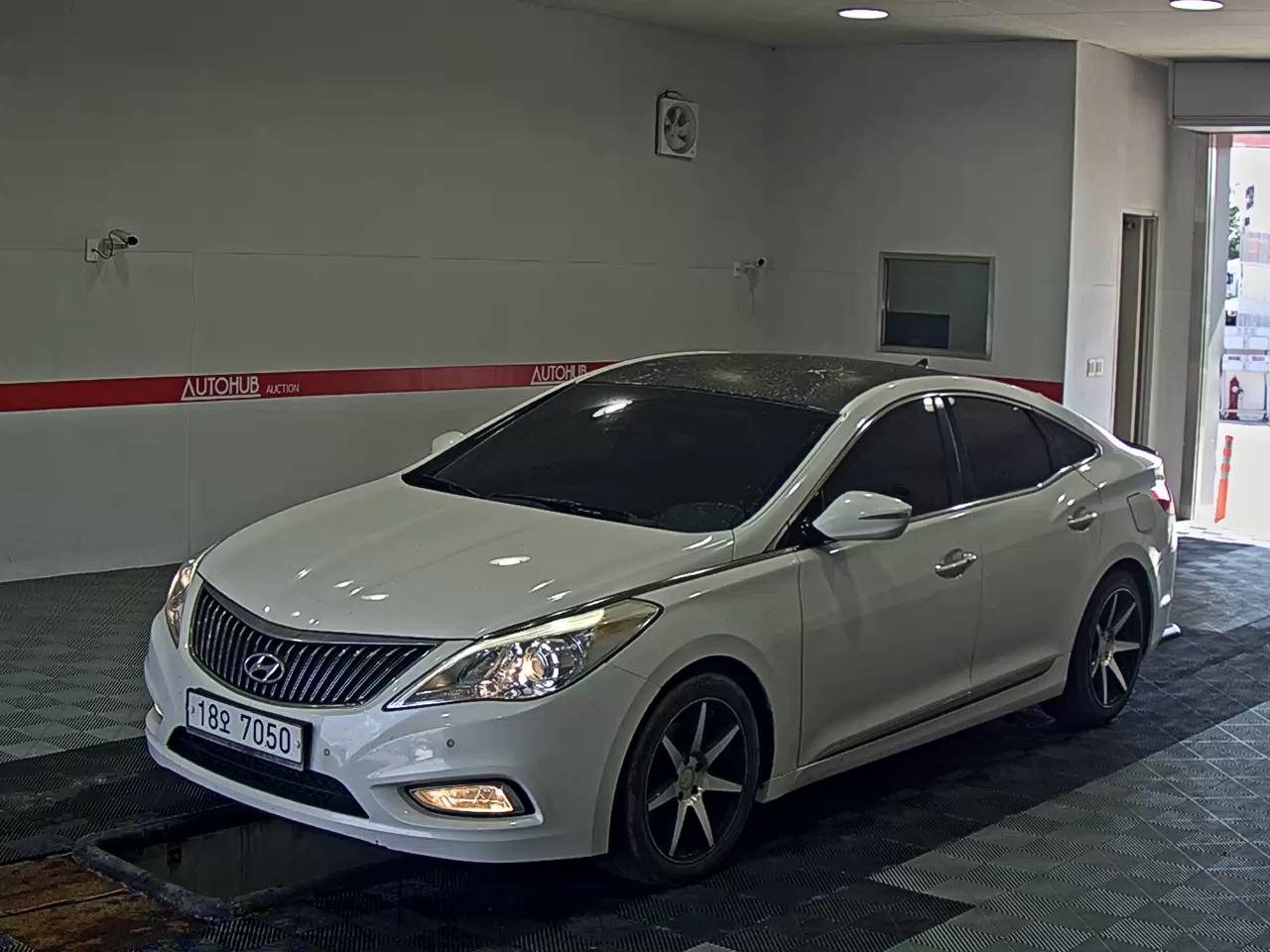 HYUNDAI GRANDEUR HG HG 240