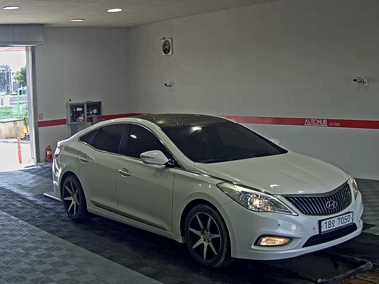 2014 - hyundai grandeur