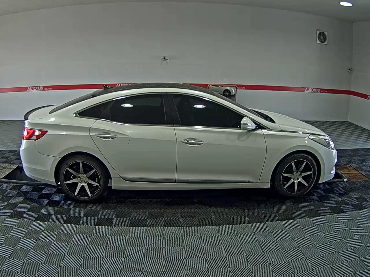 2014 - hyundai grandeur