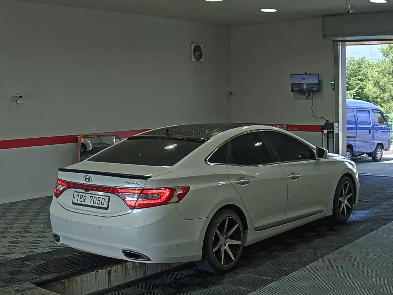 2014 - hyundai grandeur