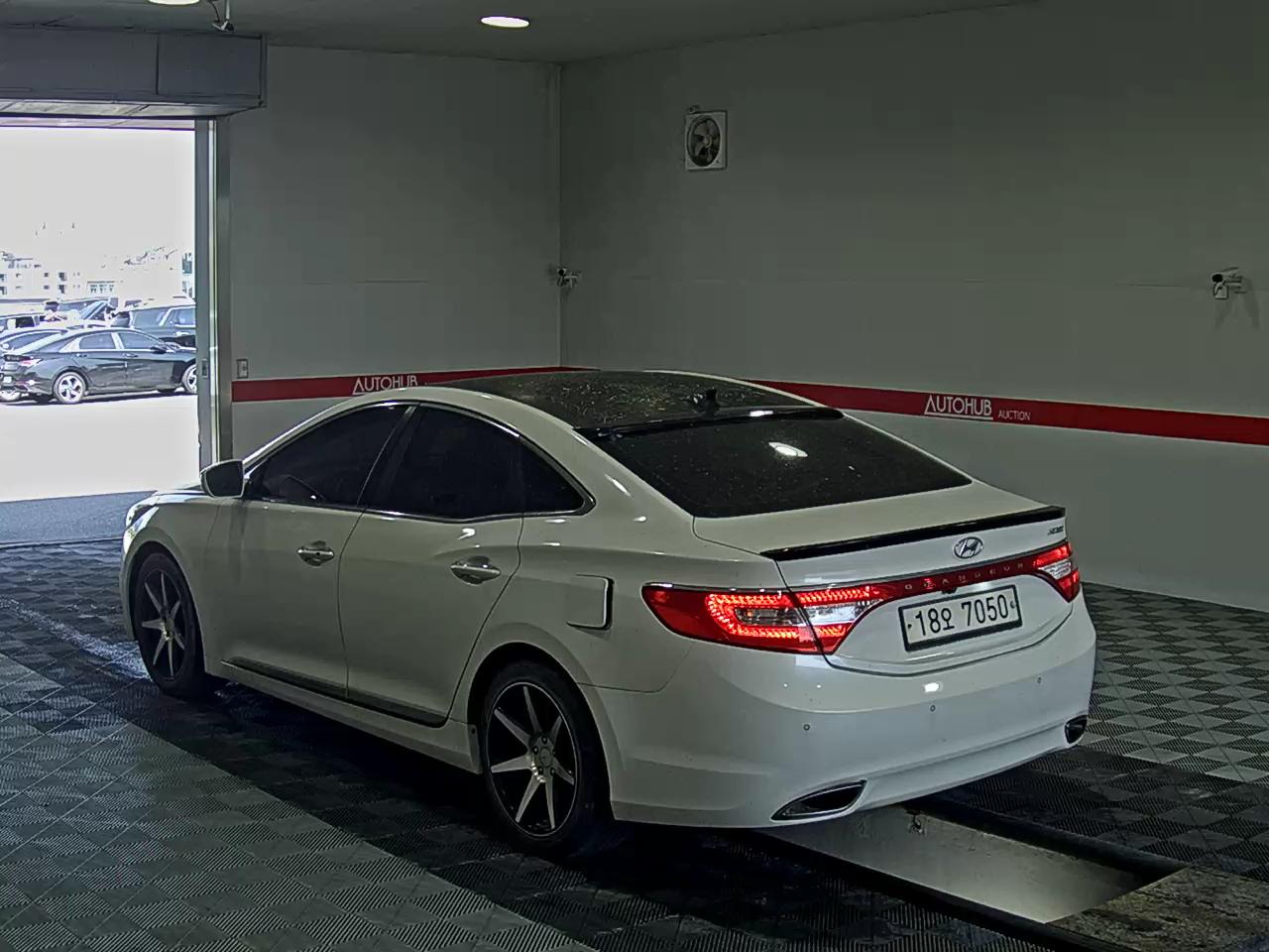 2014 - hyundai grandeur