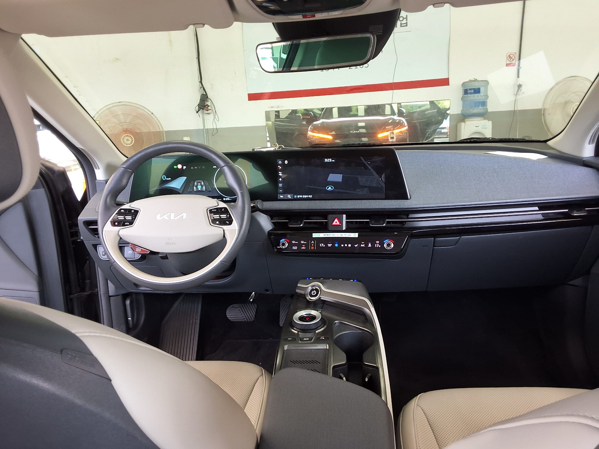 2023 - kia ev6