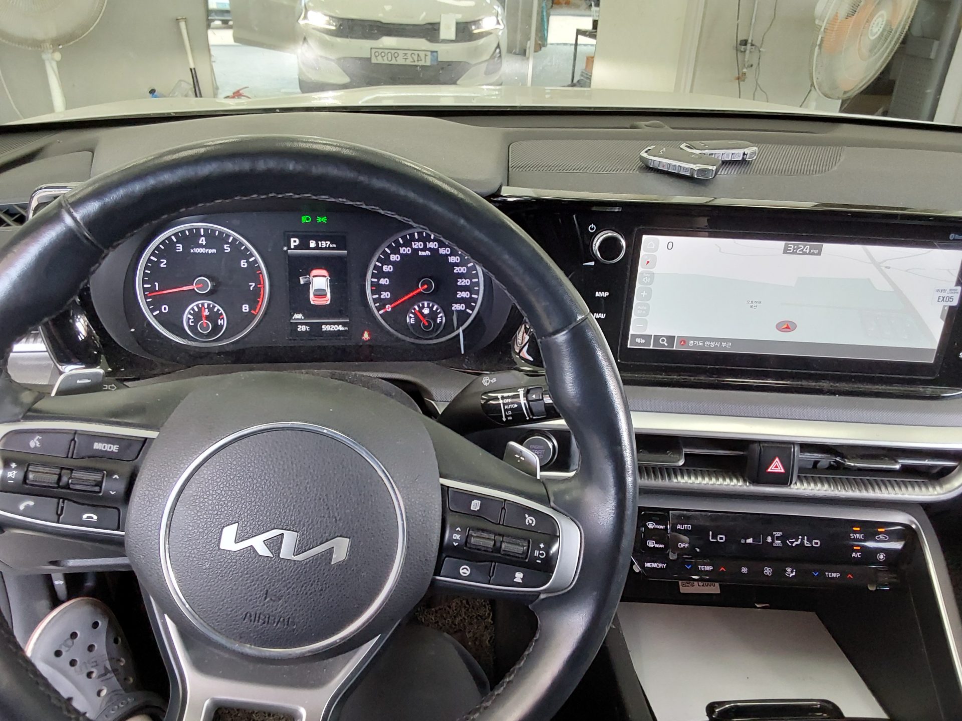 2023 - kia k5