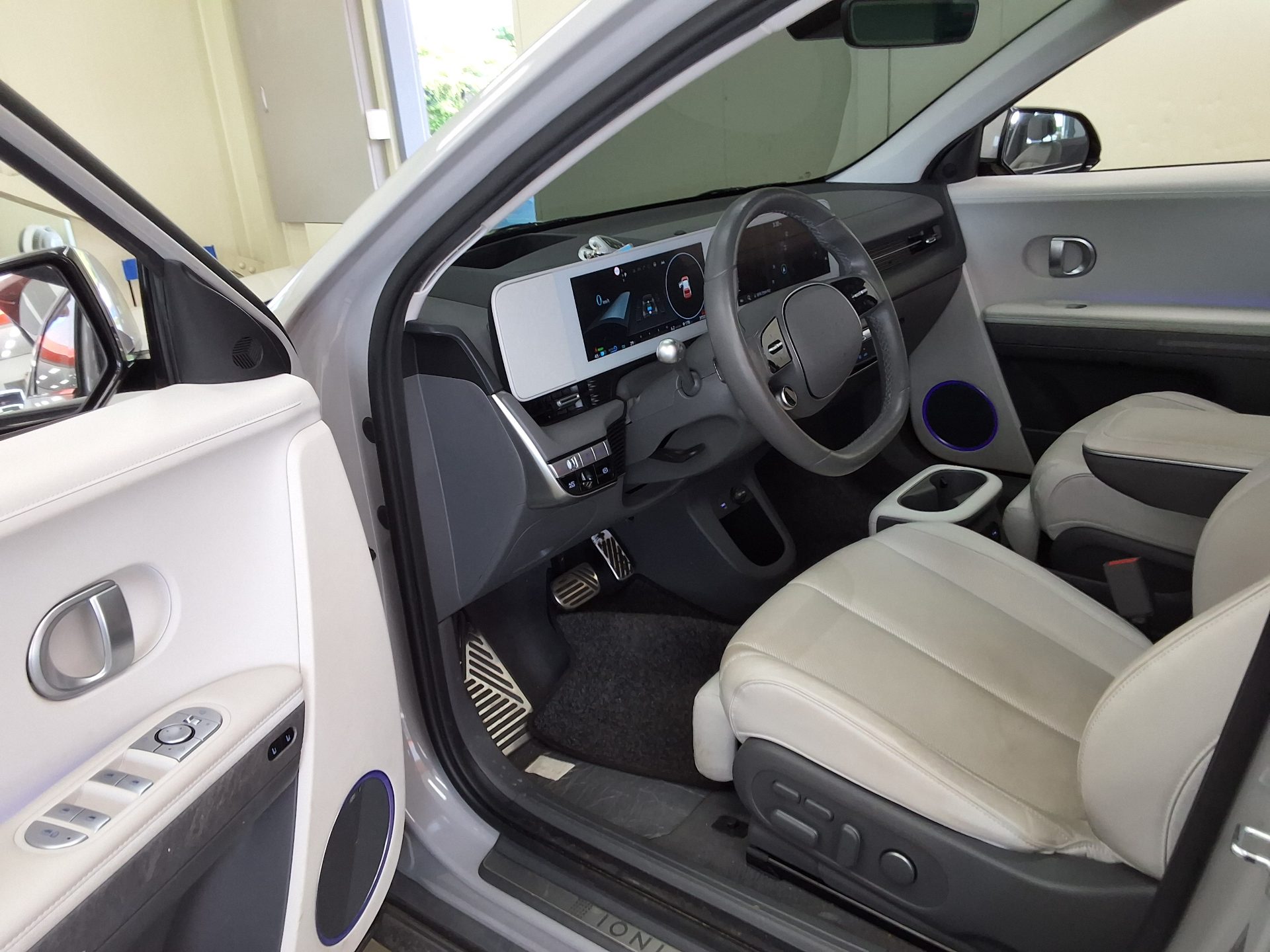 2023 - hyundai ioniq