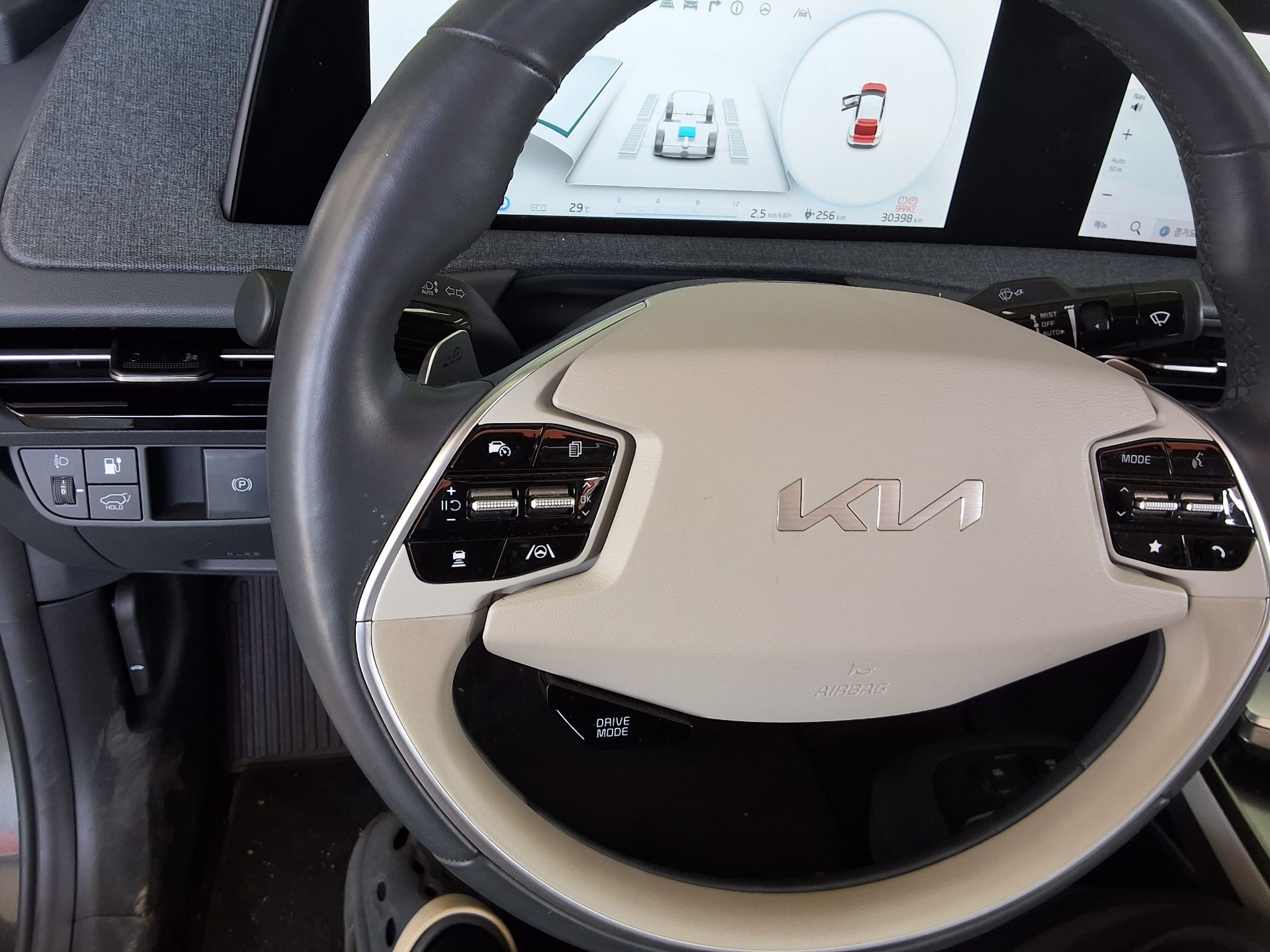 2023 - kia ev6