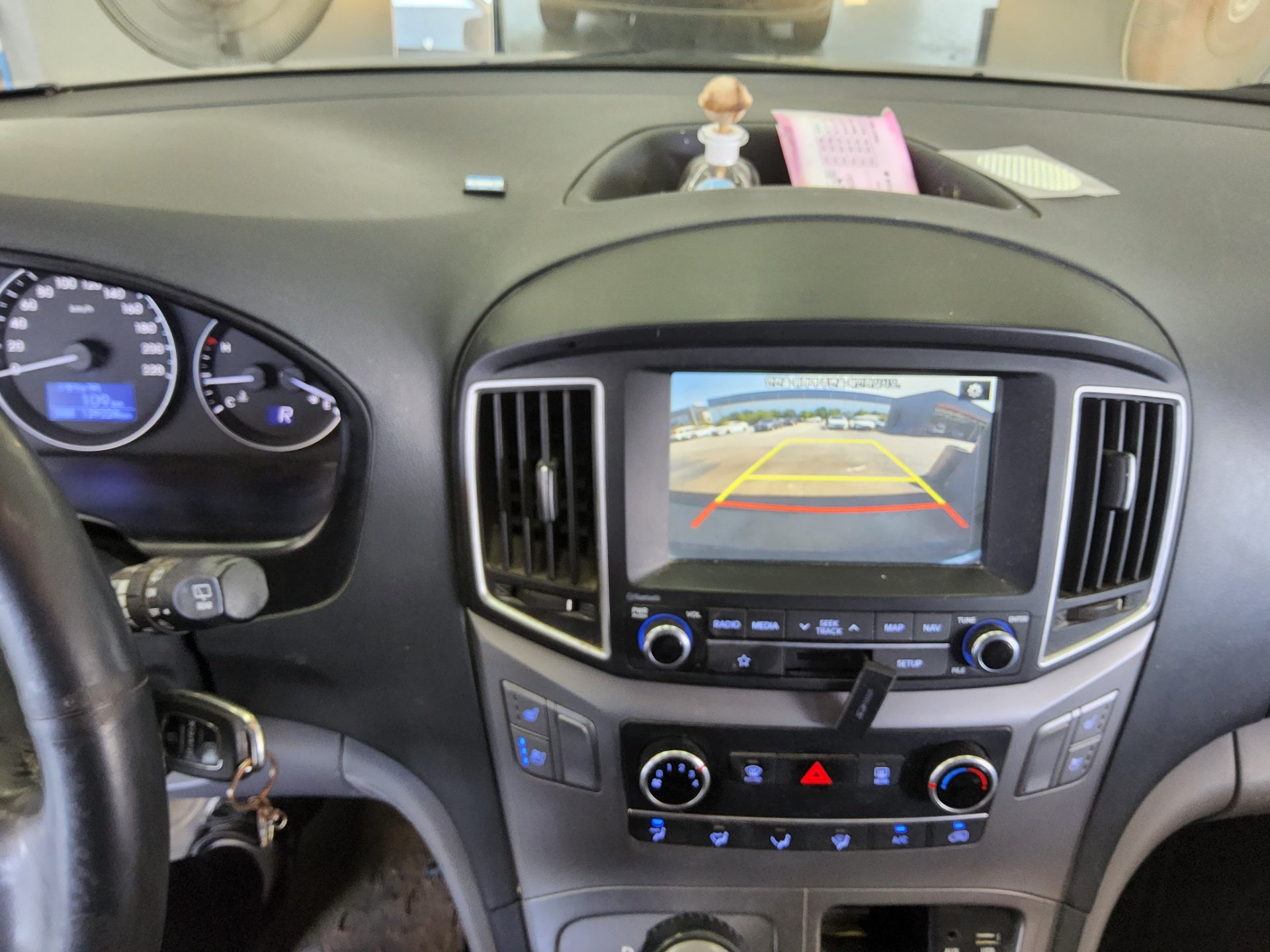 2019 - hyundai grand starex