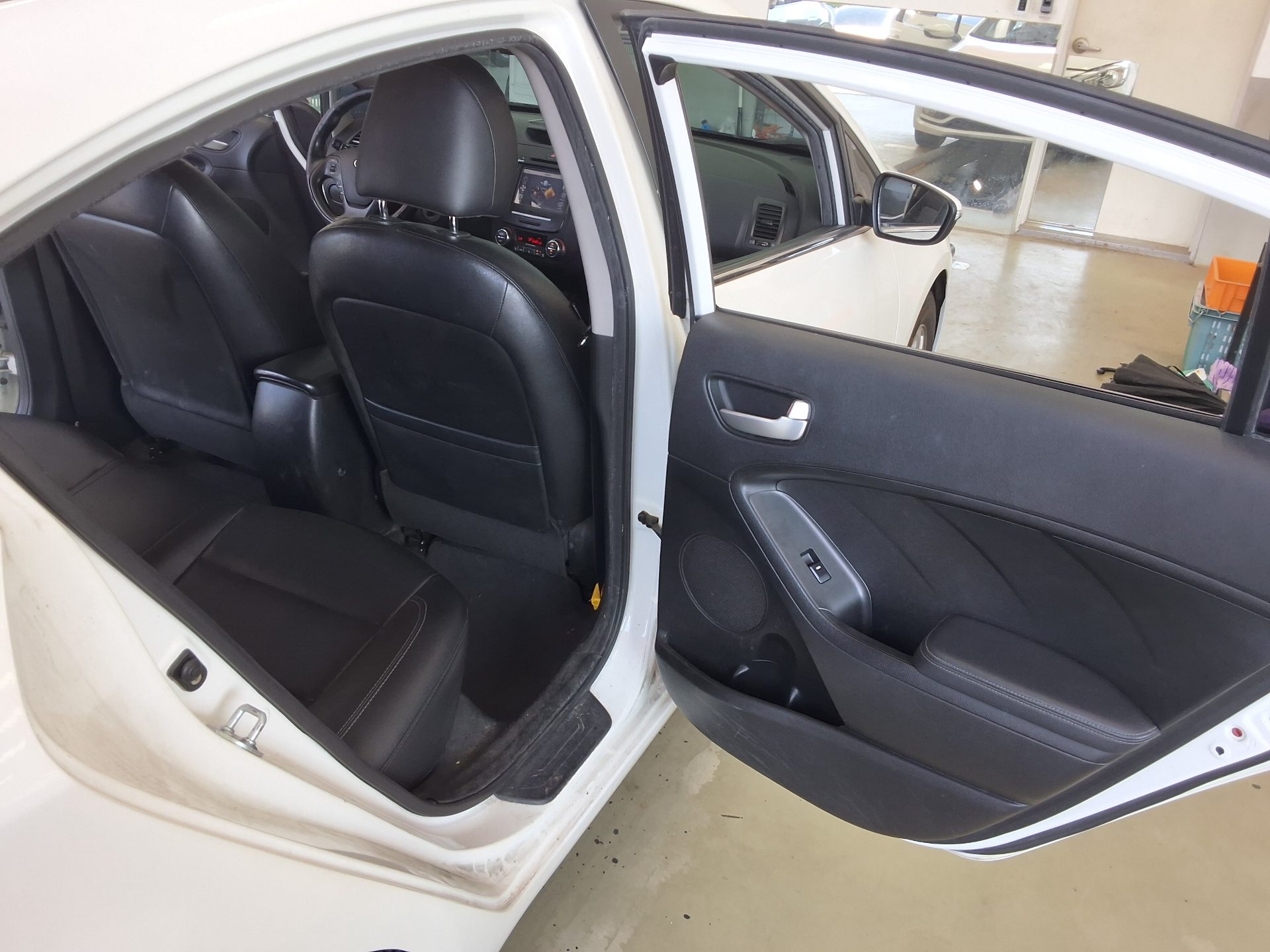 2013 - kia k3