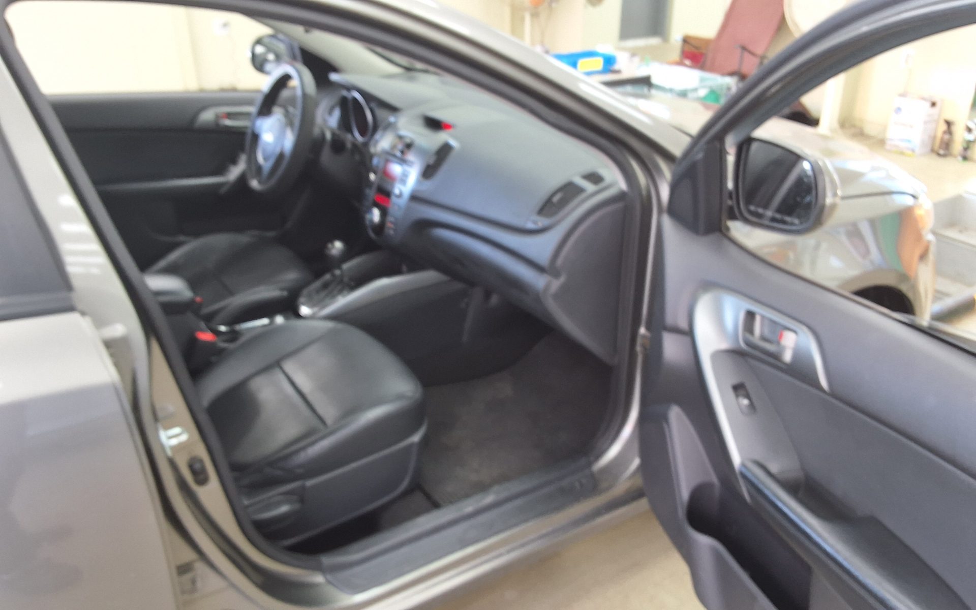 2011 - kia forte