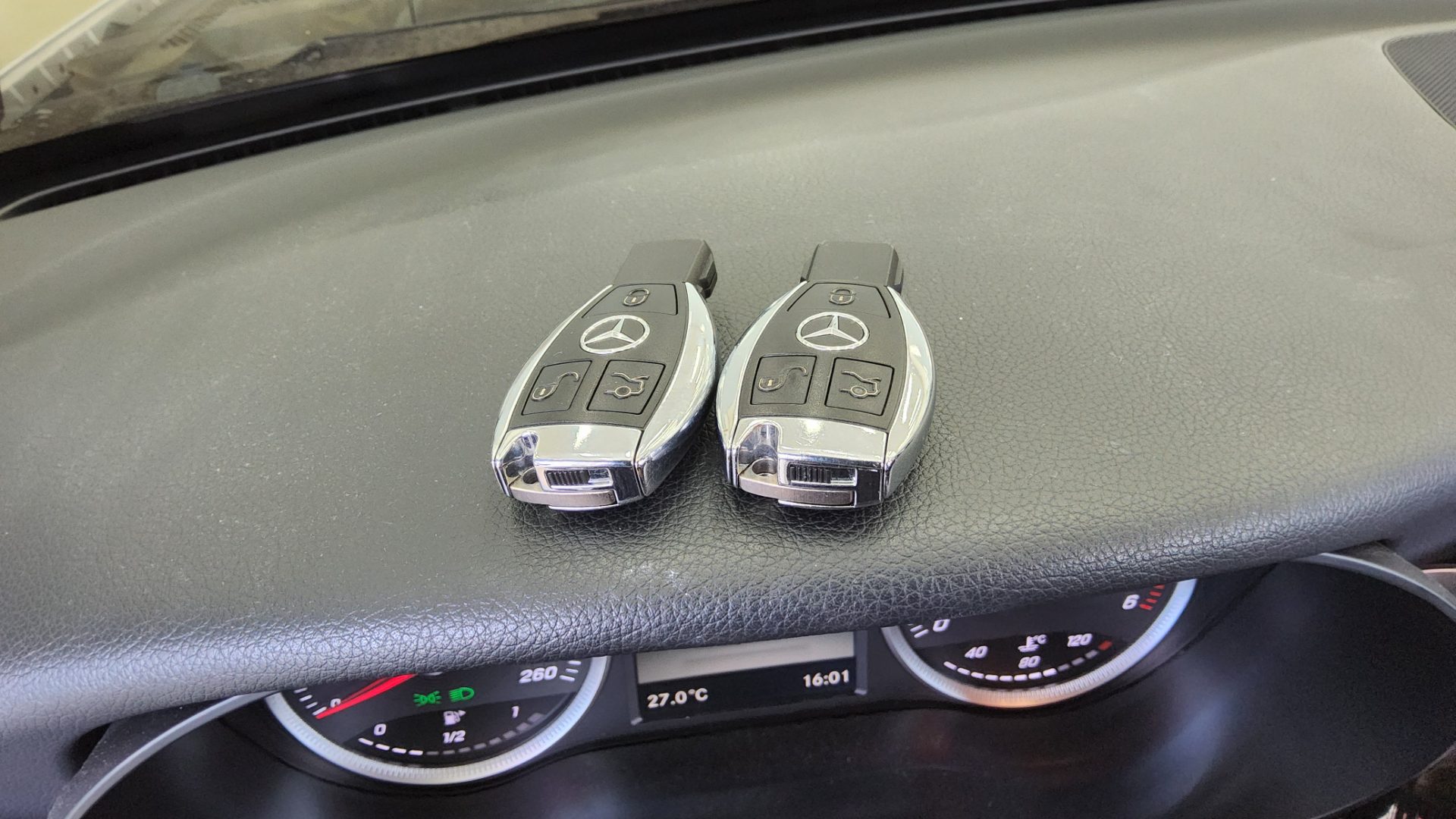 2016 - mercedes-benz c200