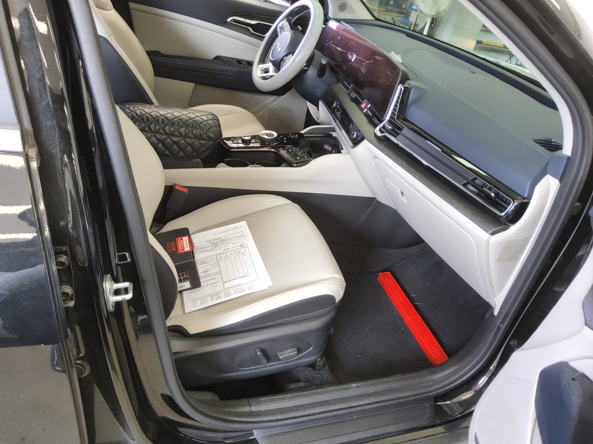 2022 - kia sportage