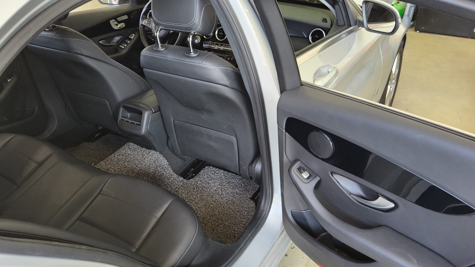 2016 - mercedes-benz c200