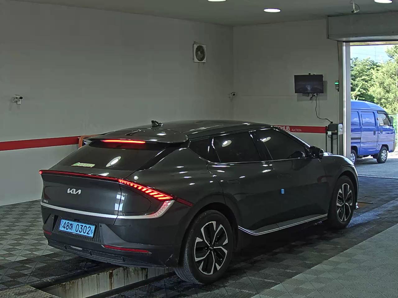 2023 - kia ev6